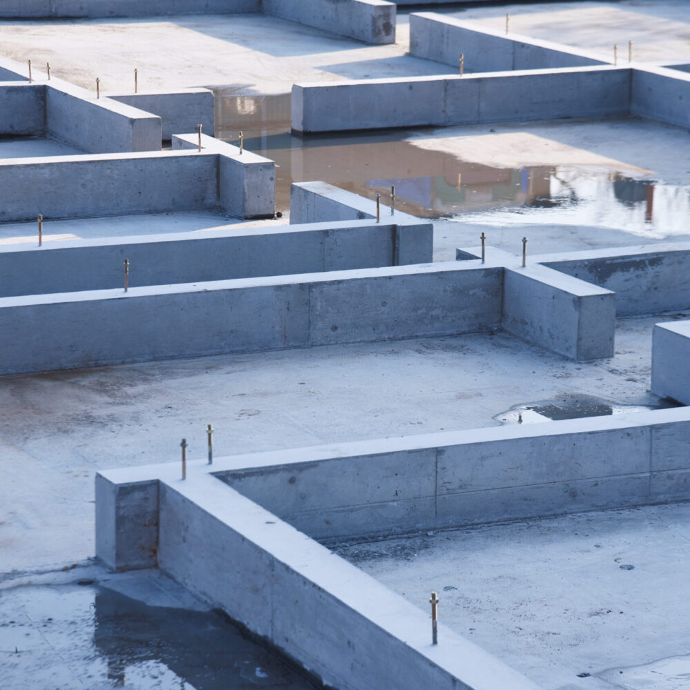 Skuteczne osuszanie fundamentów realizowane przez GonBud